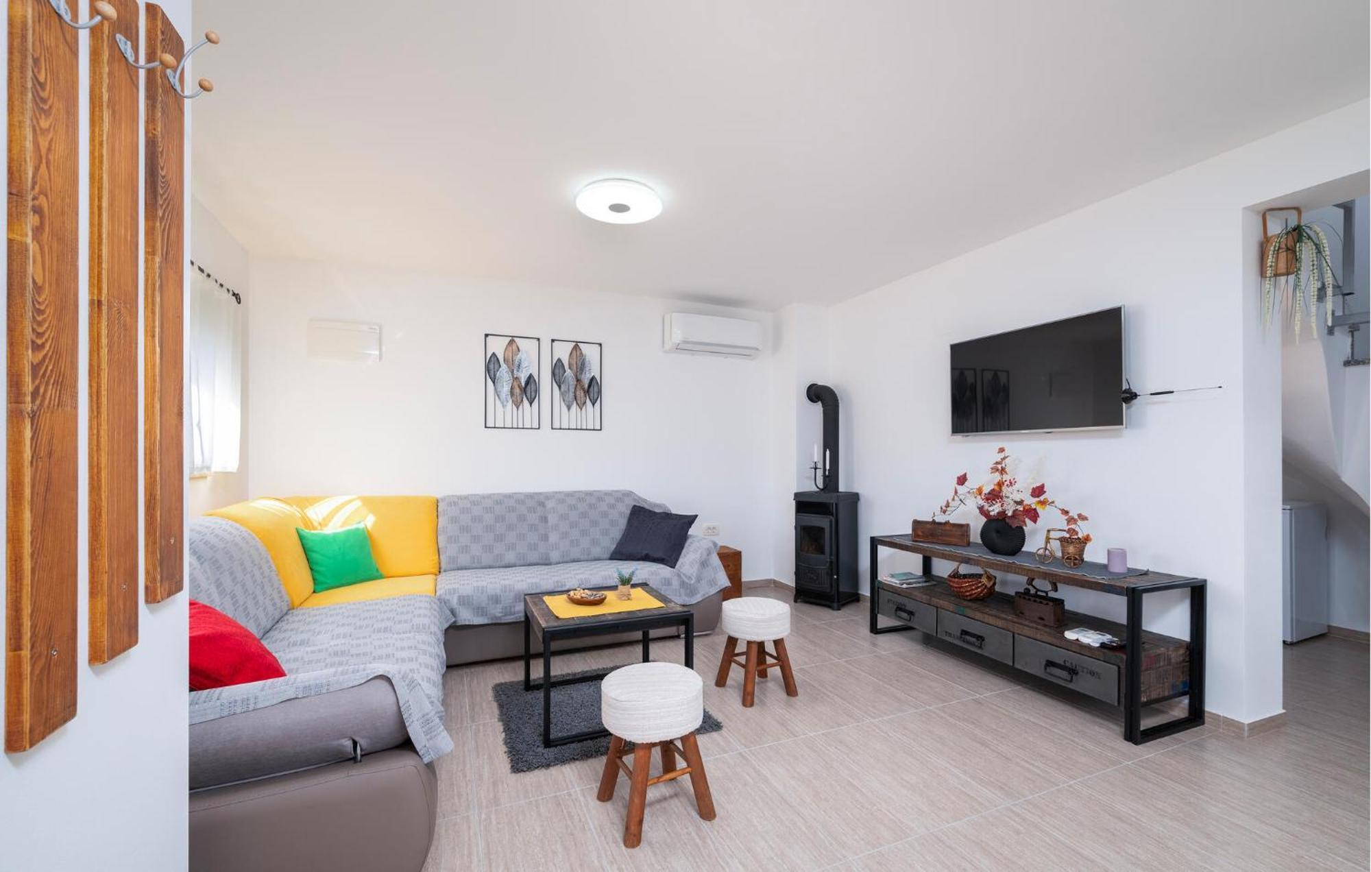 2 Bedroom Cozy In Ferienhaus *