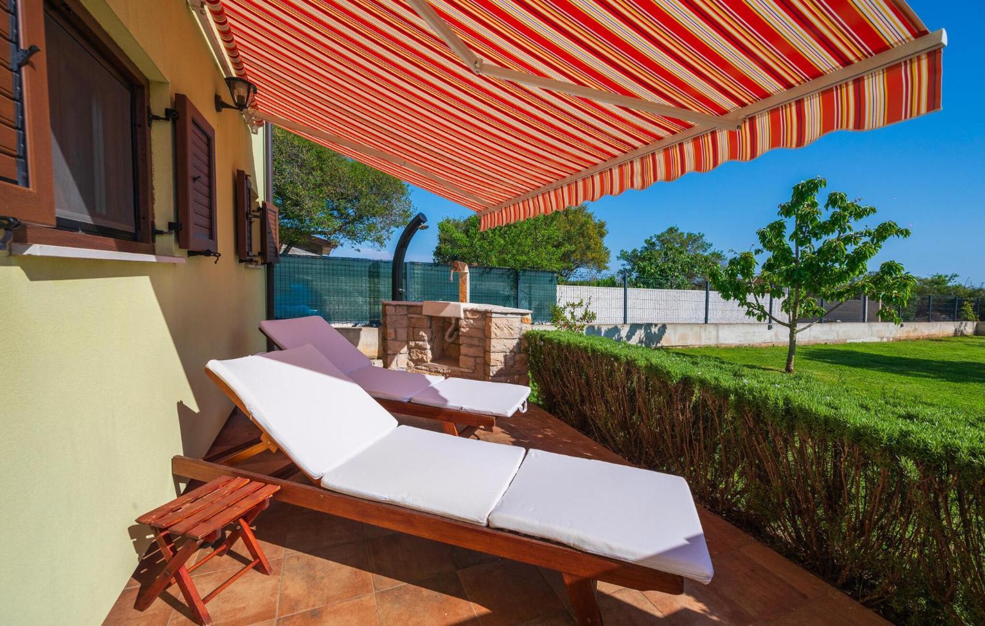 2 Bedroom Cozy In * Pula